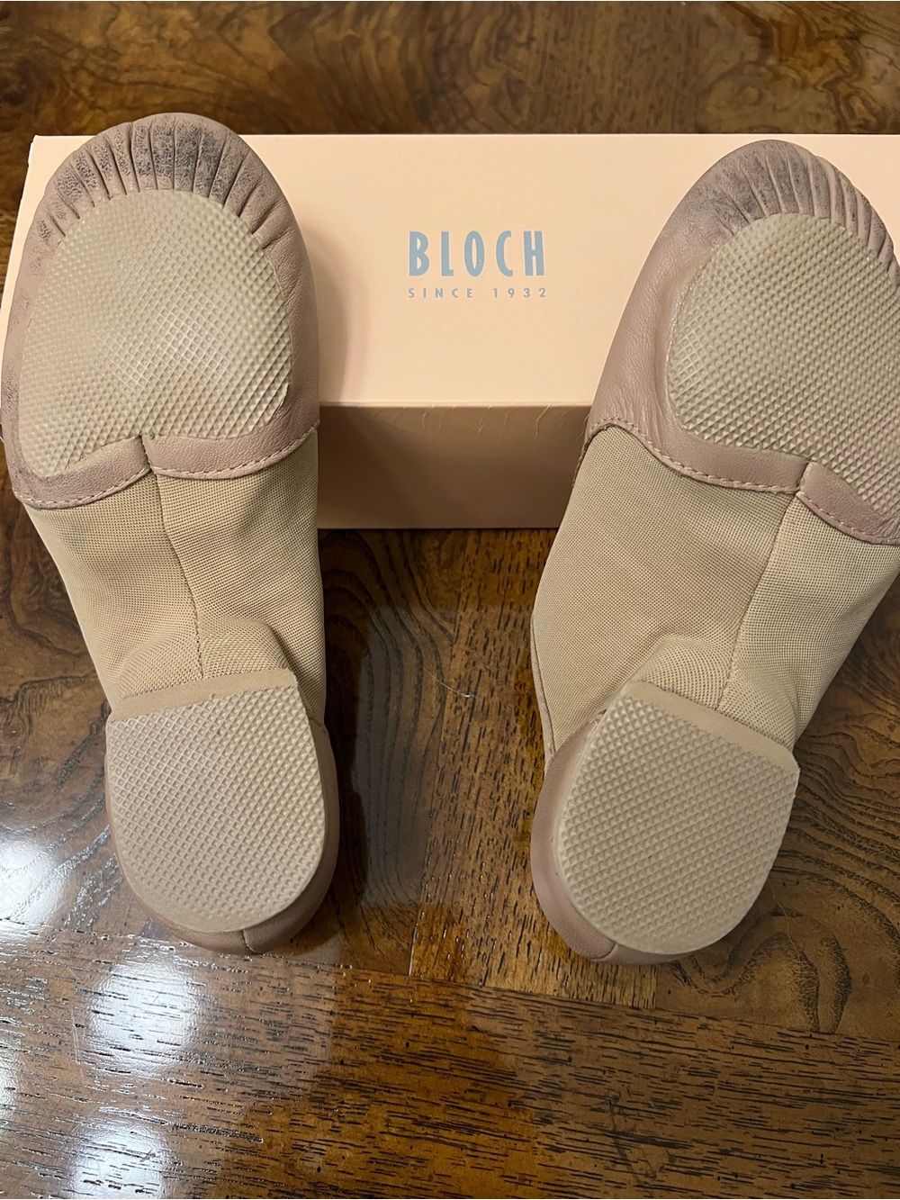 Bloch Beige / Tan Neo- Flex Slip on Leather Jazz Shoe - Picture 4 of 5